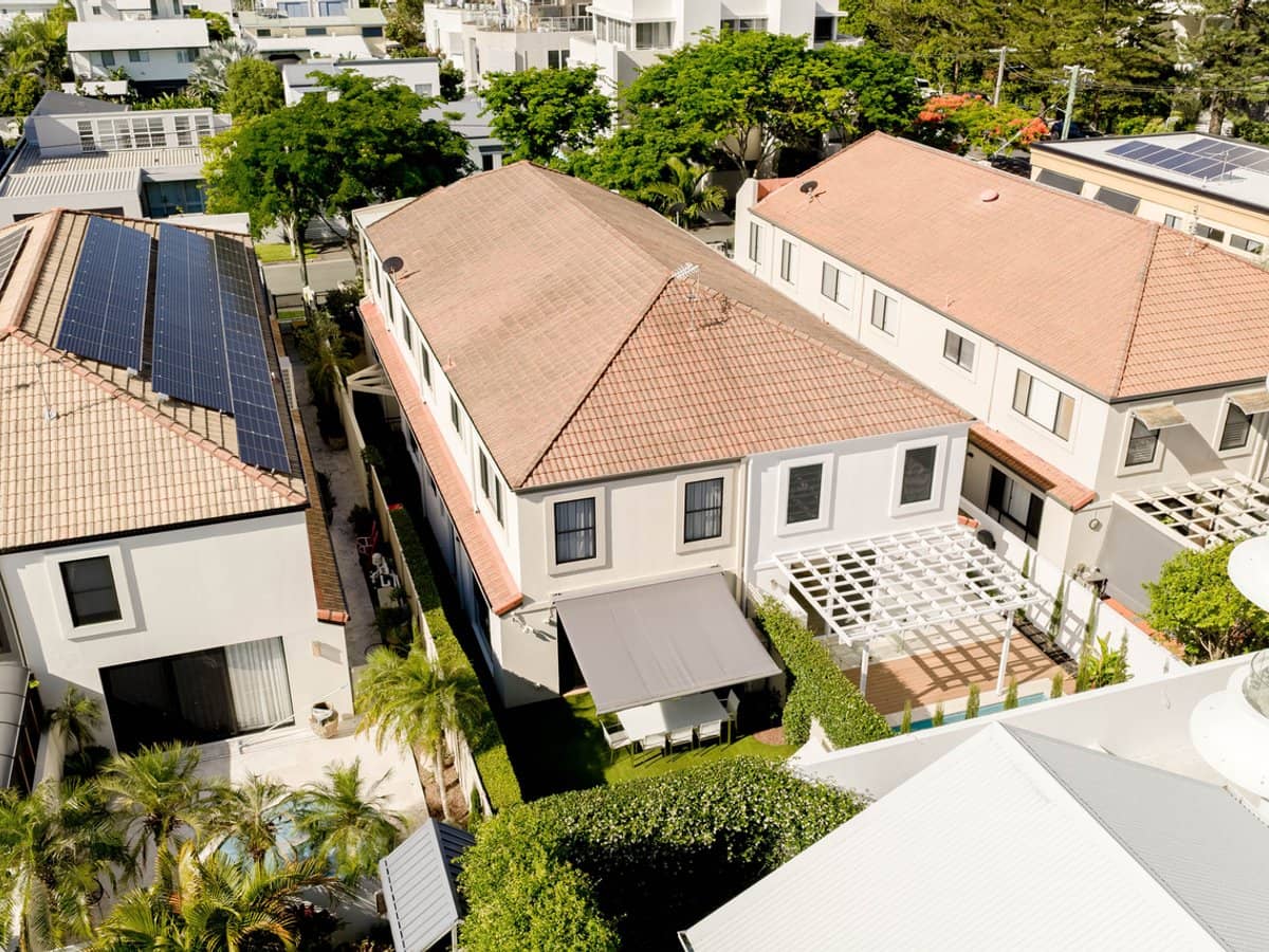 22B Lennie Avenue, Main Beach - Thumbnail 26