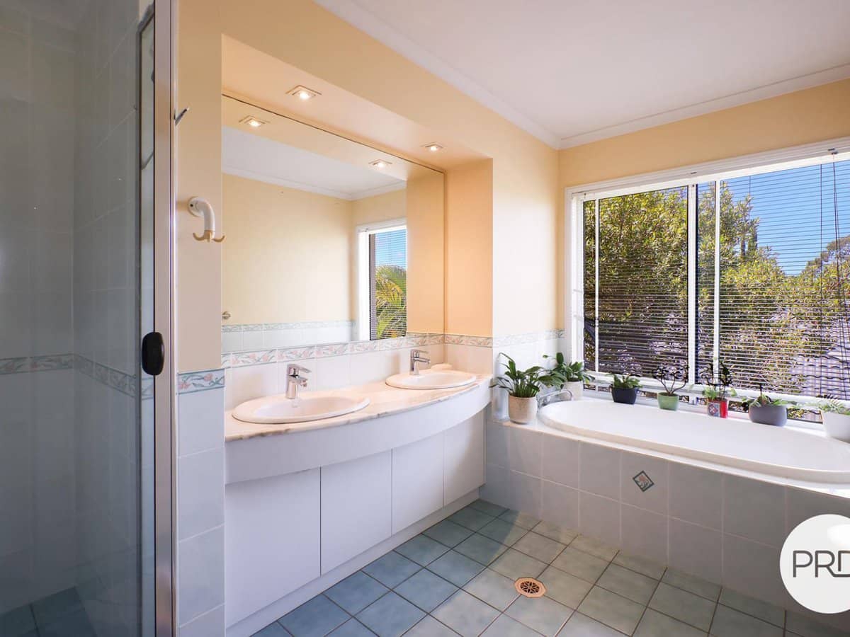 11 Oxford Place, ARUNDEL - Thumbnail 7