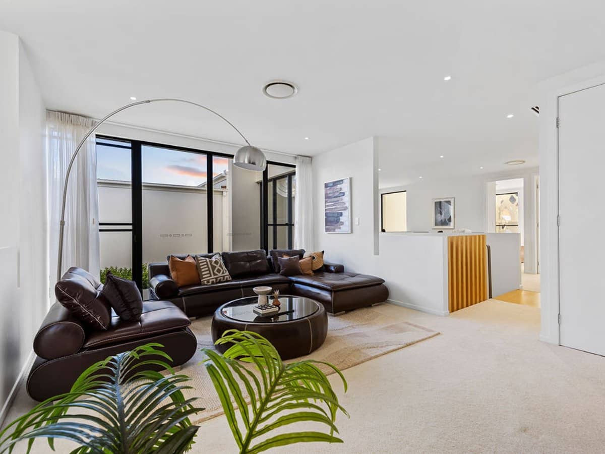 10009 The Boulevard, BENOWA - Thumbnail 17