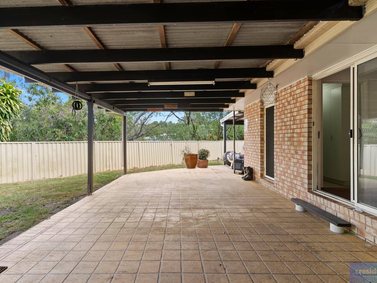 9 Maggie Court, Edens Landing - Thumbnail 17