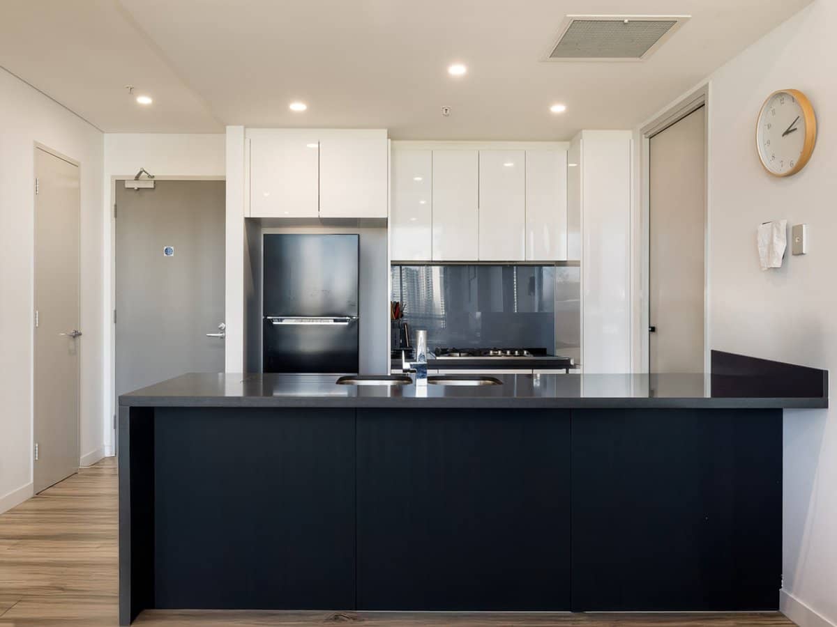 2 Como Crescent, SOUTHPORT - Thumbnail 2