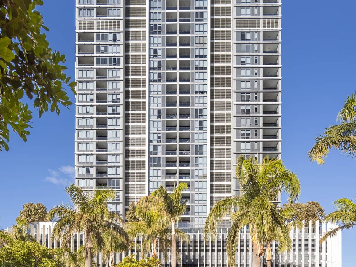 2 Como Crescent, SOUTHPORT - Thumbnail 24