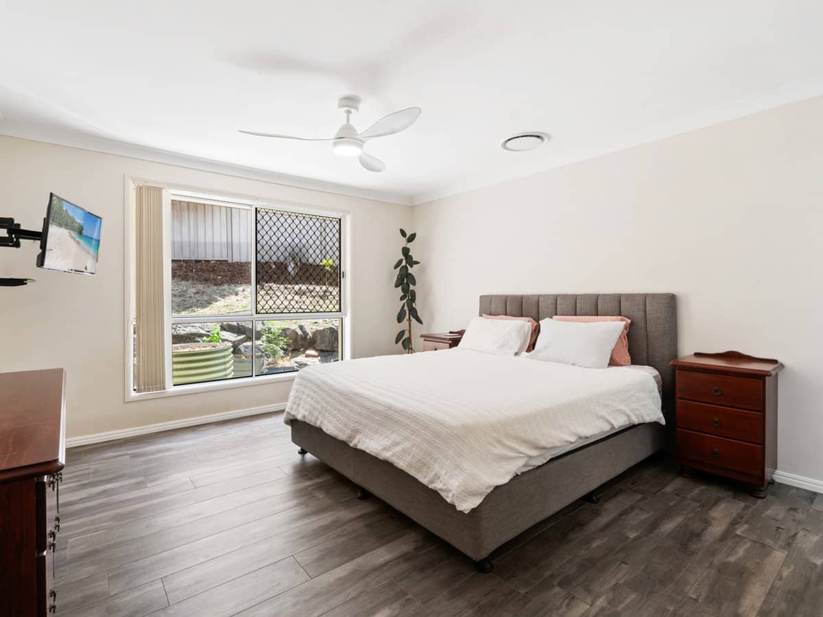 15 O'Brien Court, ARUNDEL - Thumbnail 16