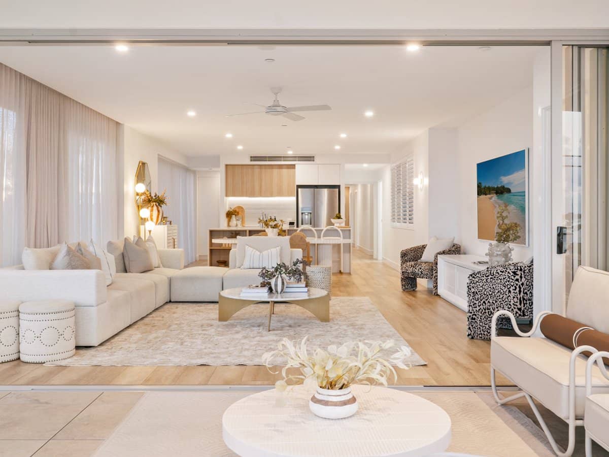 536 Marine Parade, BIGGERA WATERS - Thumbnail 11