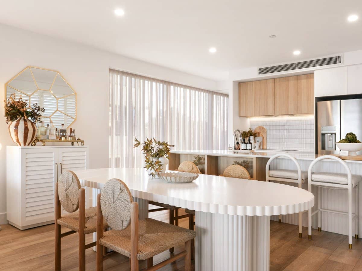 536 Marine Parade, BIGGERA WATERS - Thumbnail 13