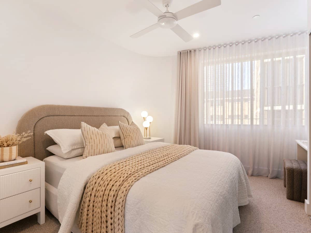 536 Marine Parade, BIGGERA WATERS - Thumbnail 23