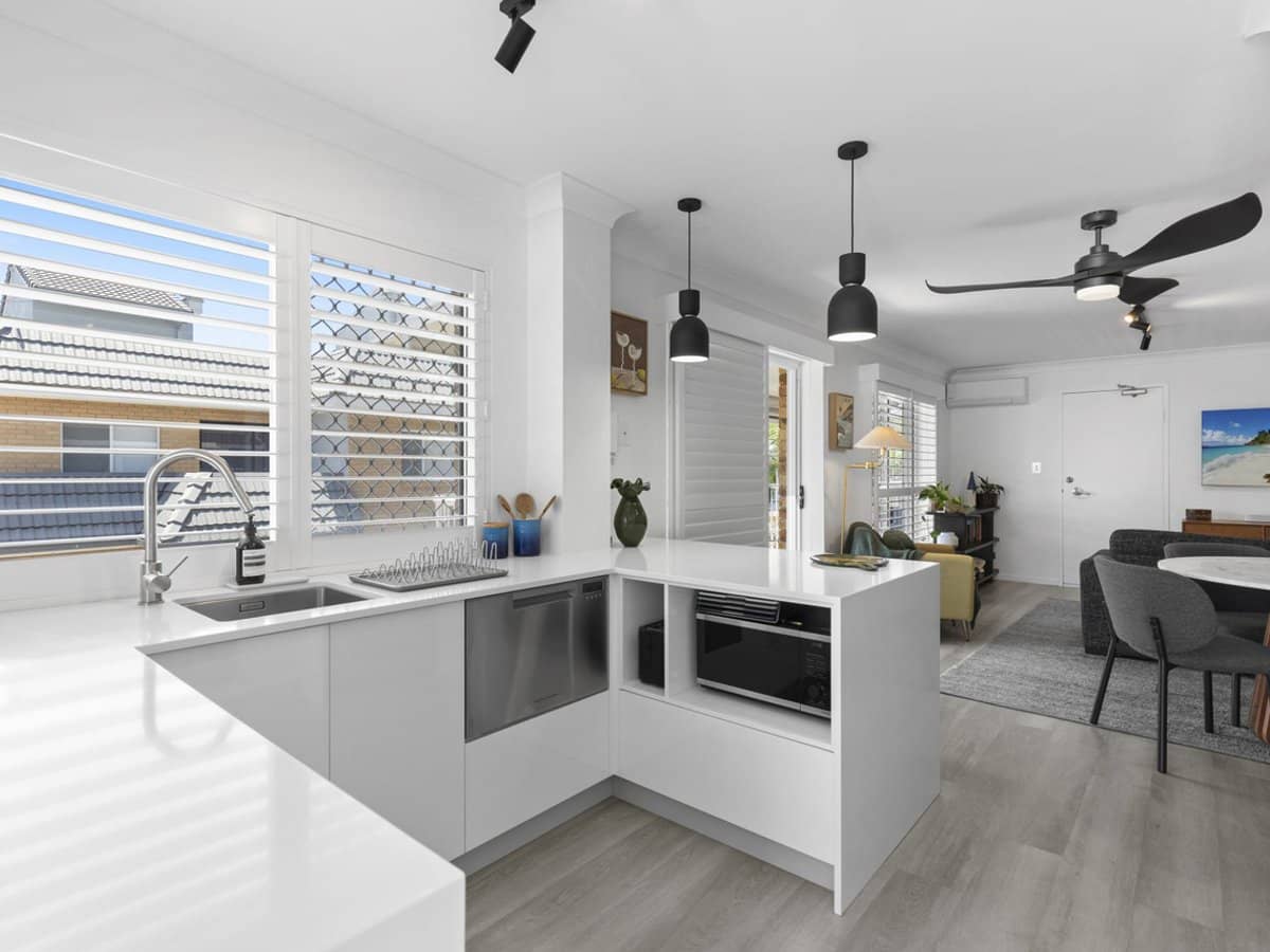 35 Ventura Road, Mermaid Beach - Thumbnail 3