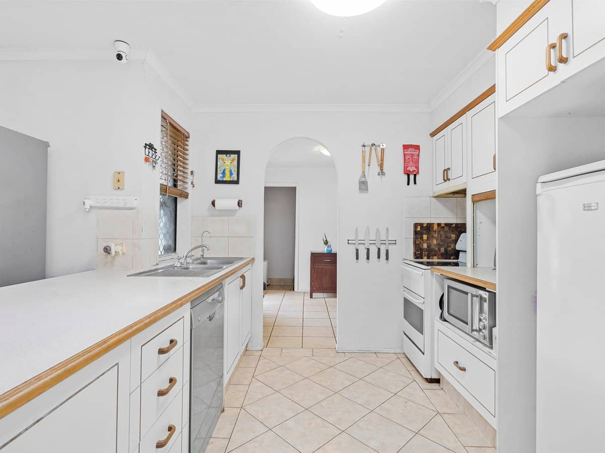 17 Bent Street, NERANG - Thumbnail 9