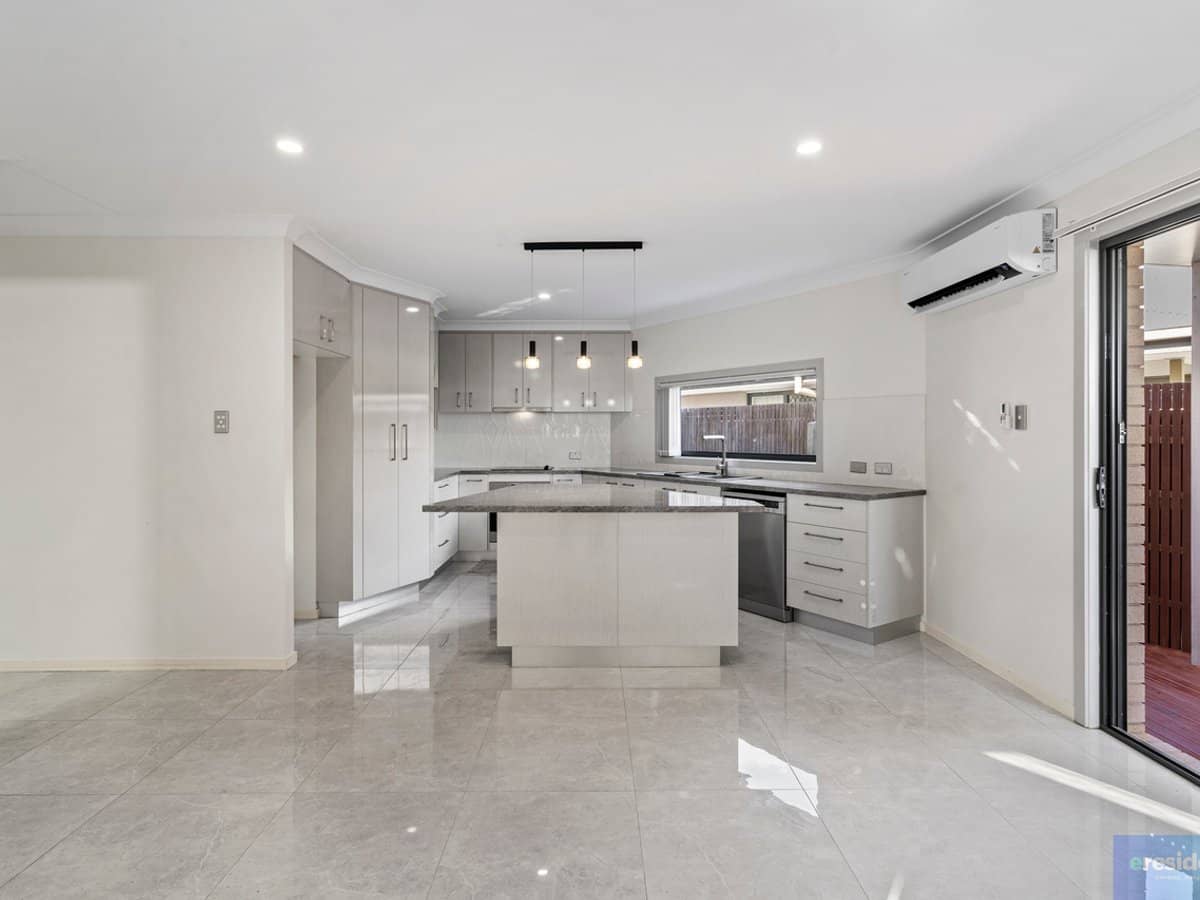 34 Kanimbla Street, Holmview - Thumbnail 5