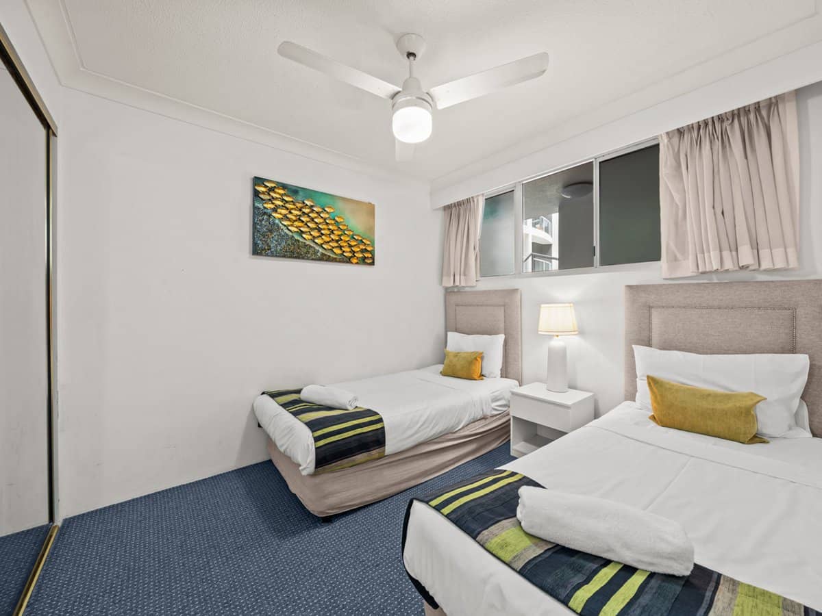 510 Marine Parade, BIGGERA WATERS - Thumbnail 12