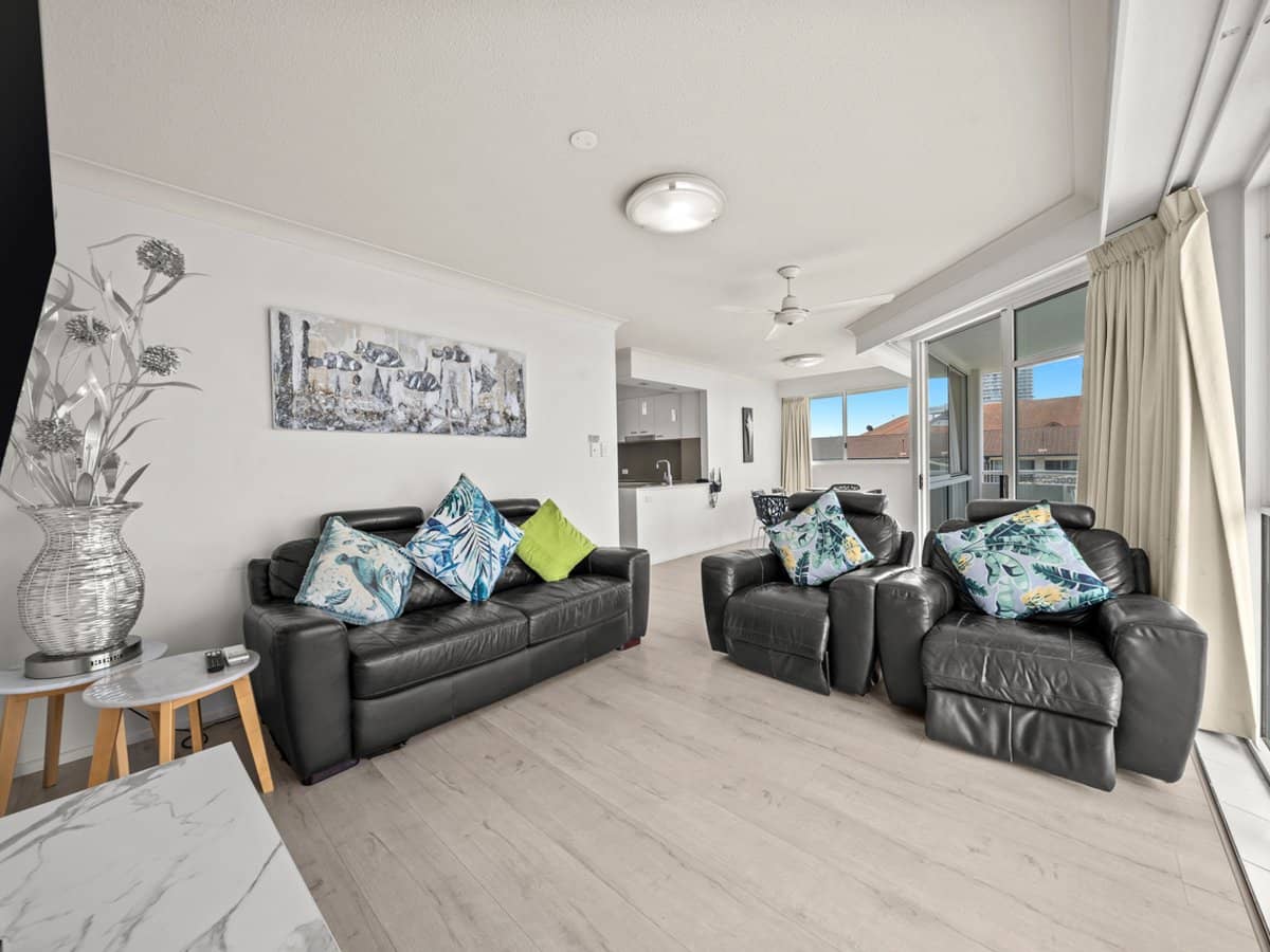 510 Marine Parade, BIGGERA WATERS - Thumbnail 14