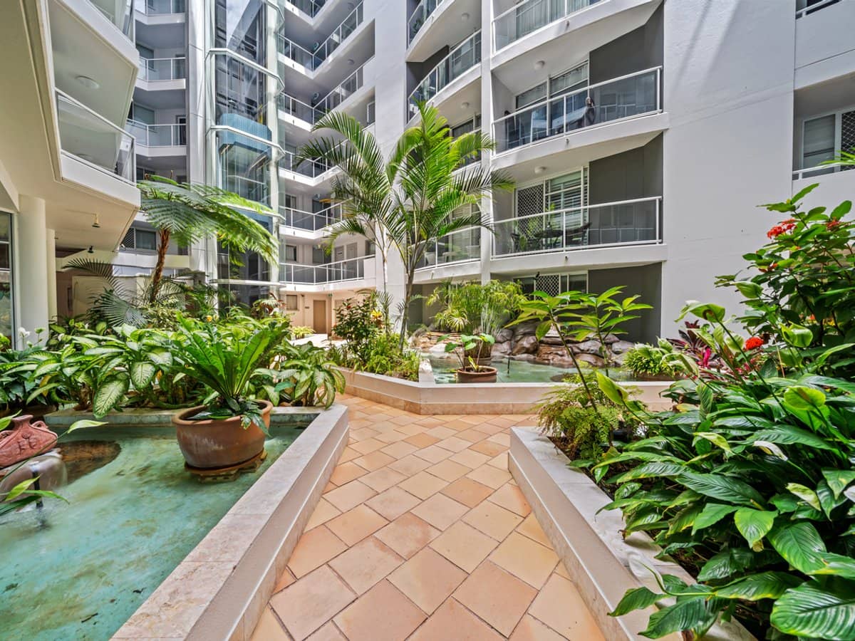 510 Marine Parade, BIGGERA WATERS - Thumbnail 20