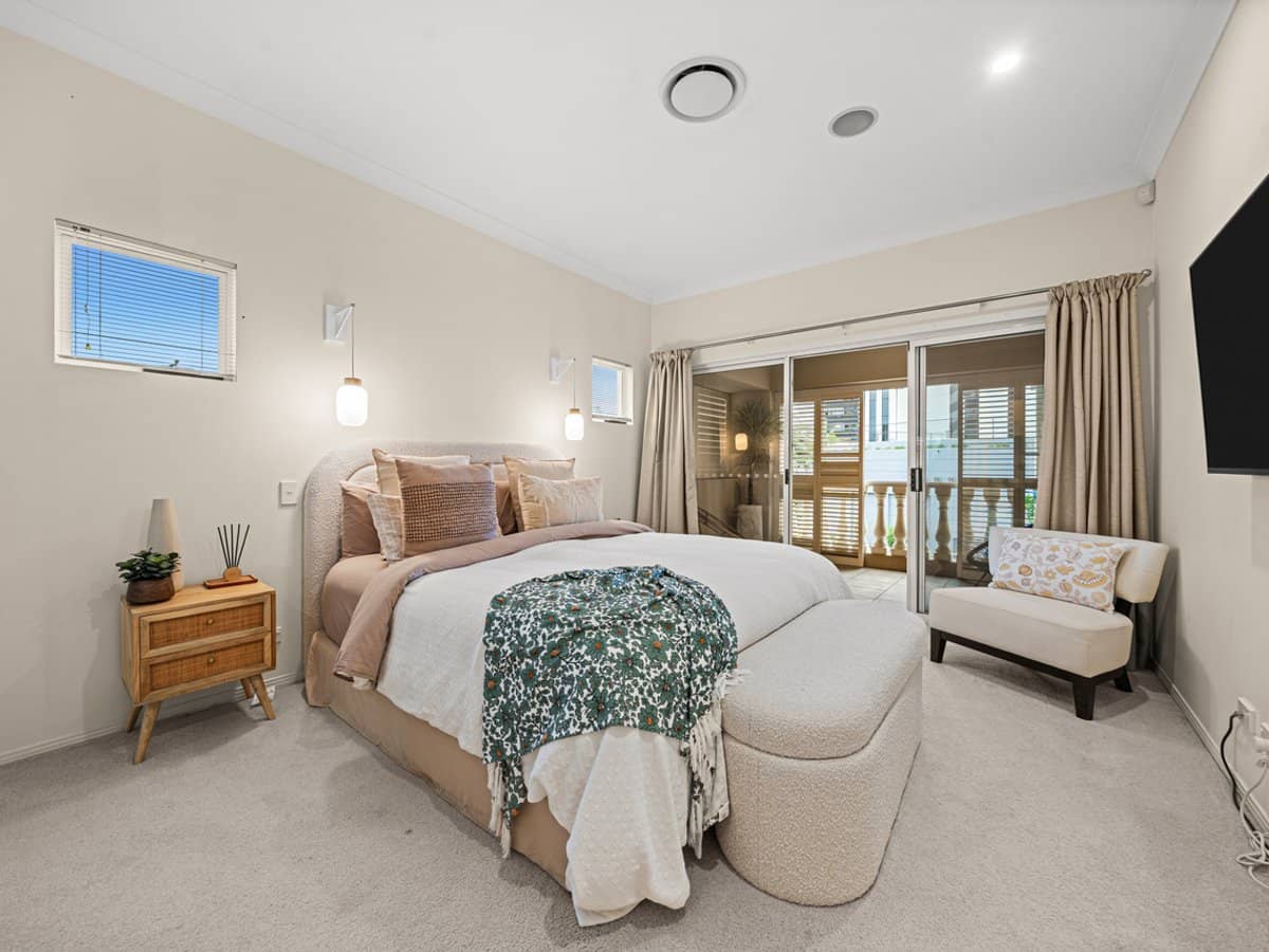 32-34 First Avenue, BROADBEACH - Thumbnail 7