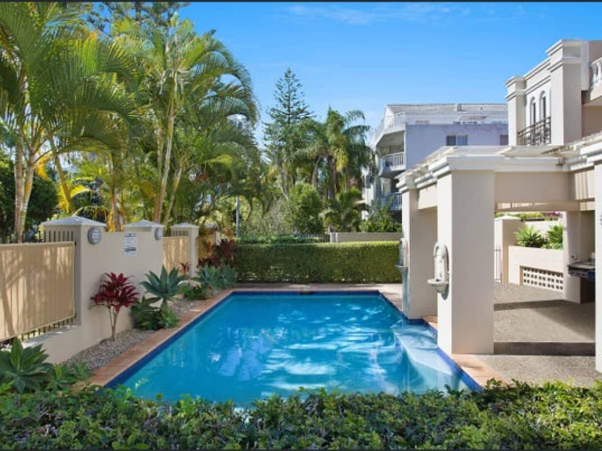 32-34 First Avenue, BROADBEACH - Thumbnail 15