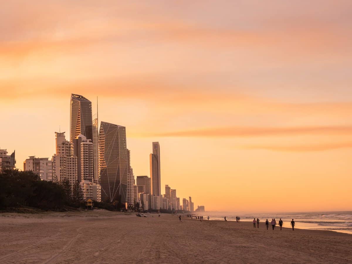 32-34 First Avenue, BROADBEACH - Thumbnail 17