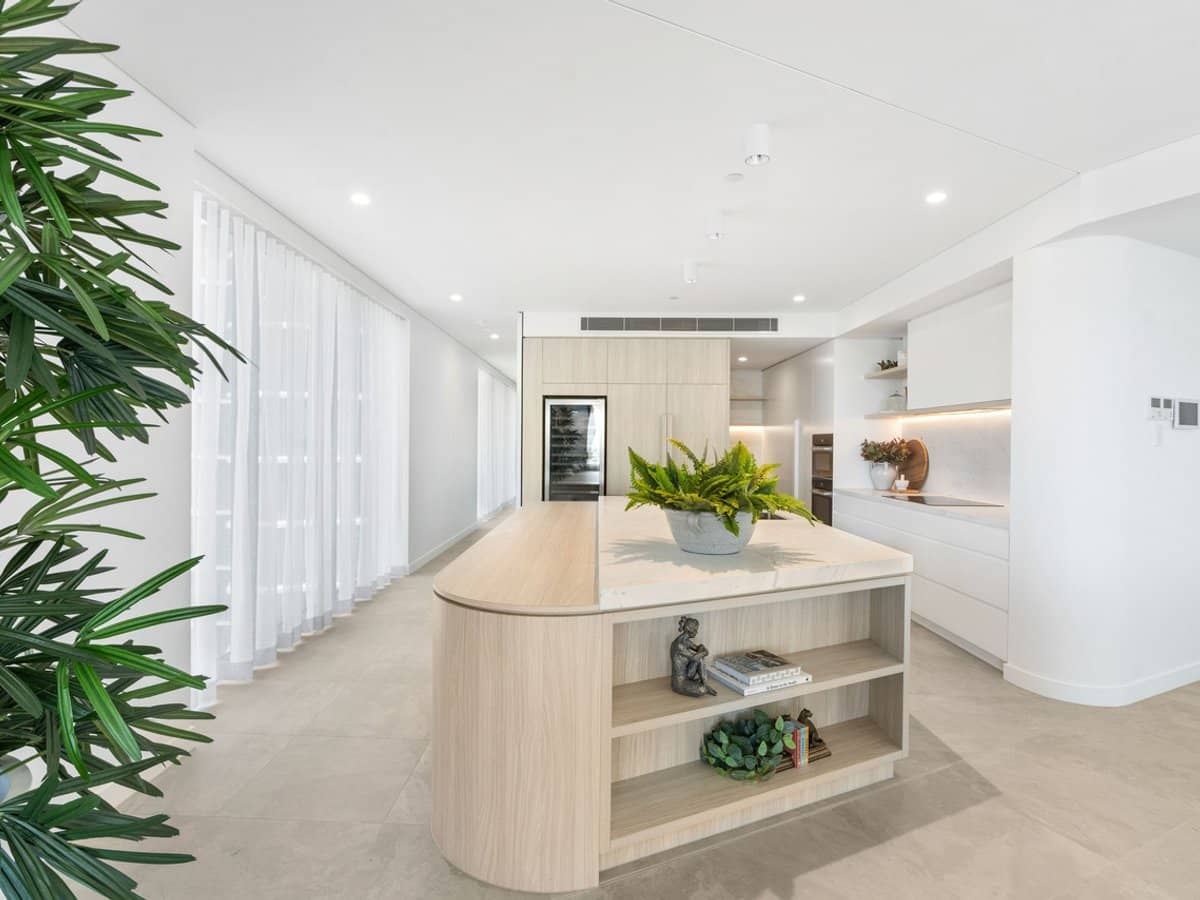 24 Woodroffe Avenue, Main Beach - Thumbnail 215