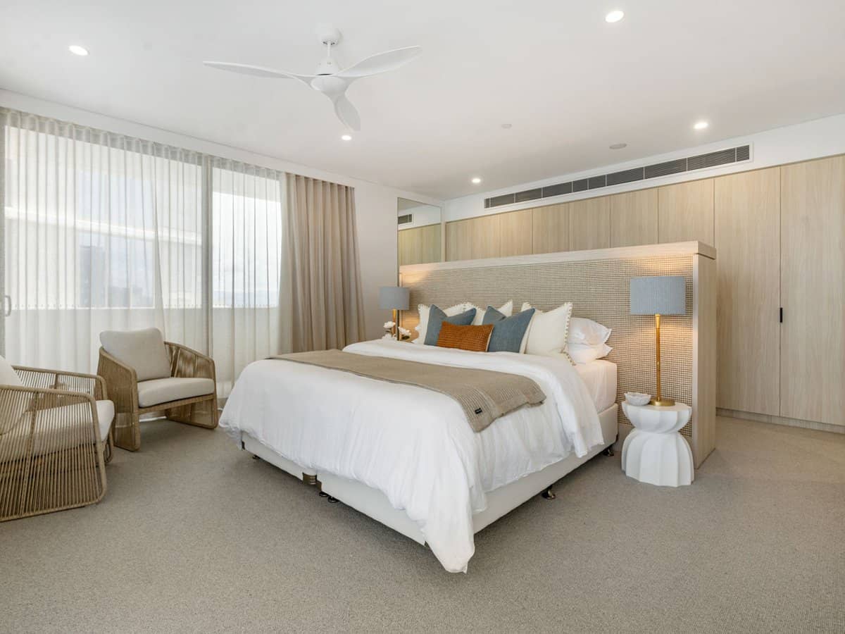 24 Woodroffe Avenue, Main Beach - Thumbnail 114