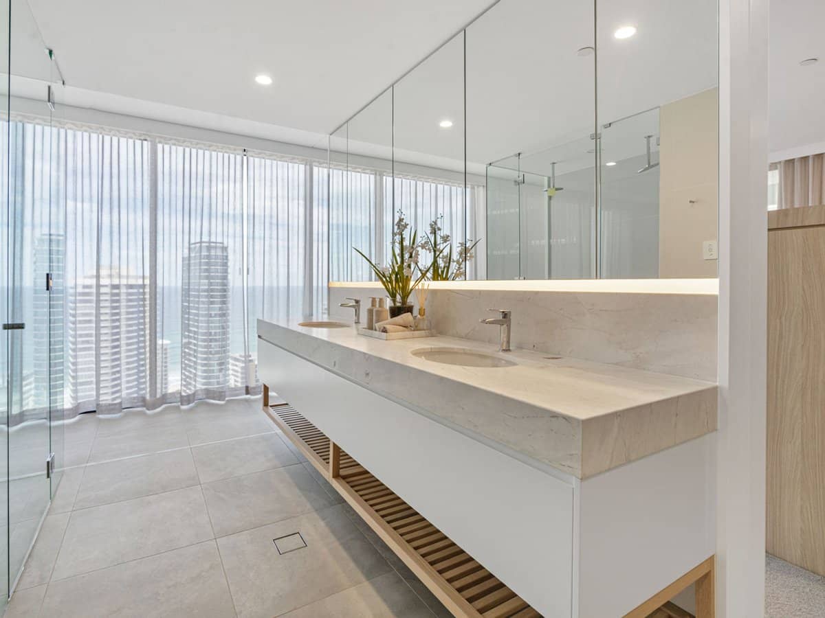 24 Woodroffe Avenue, Main Beach - Thumbnail 101