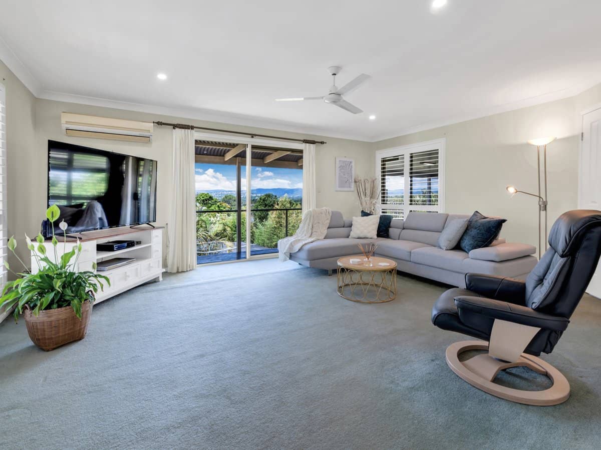 33 Warrungen Way, ASHMORE - Thumbnail 10