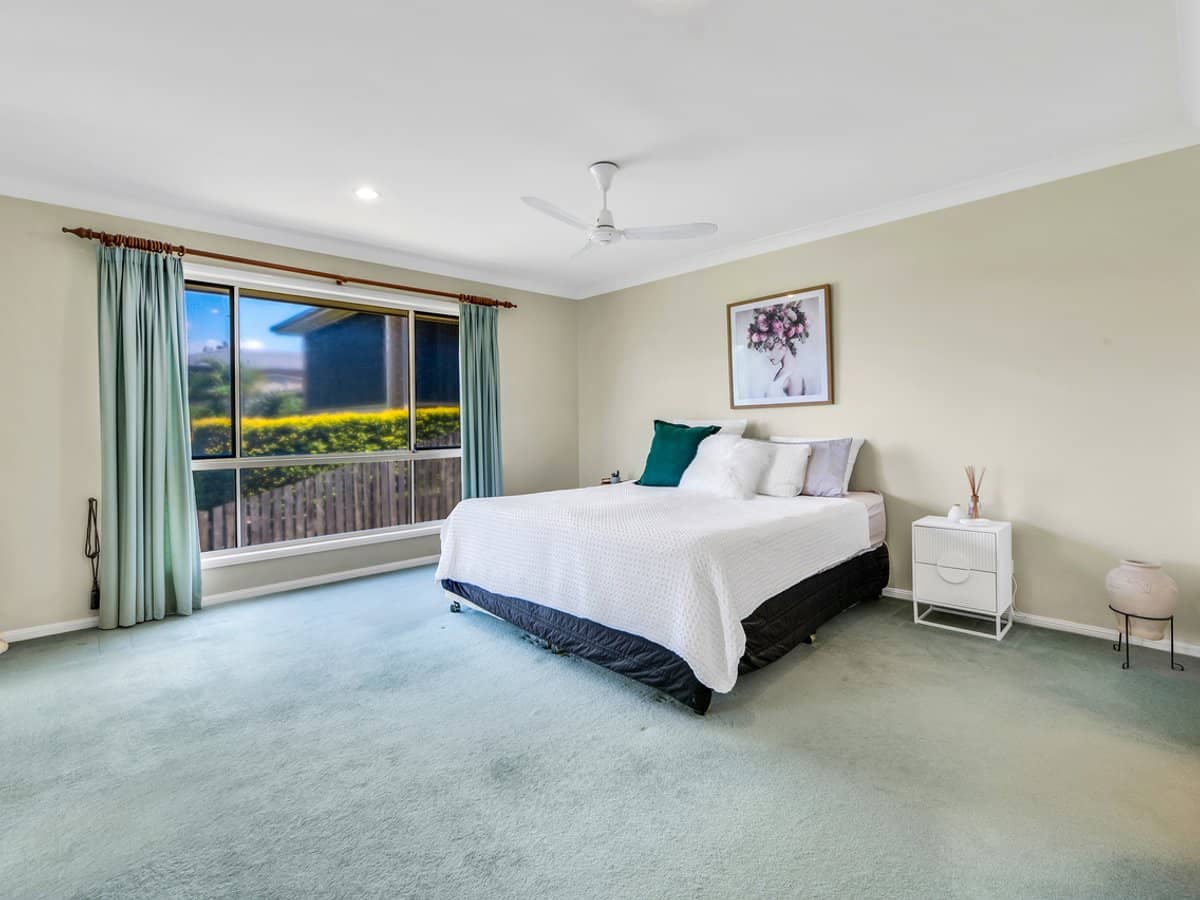 33 Warrungen Way, ASHMORE - Thumbnail 12