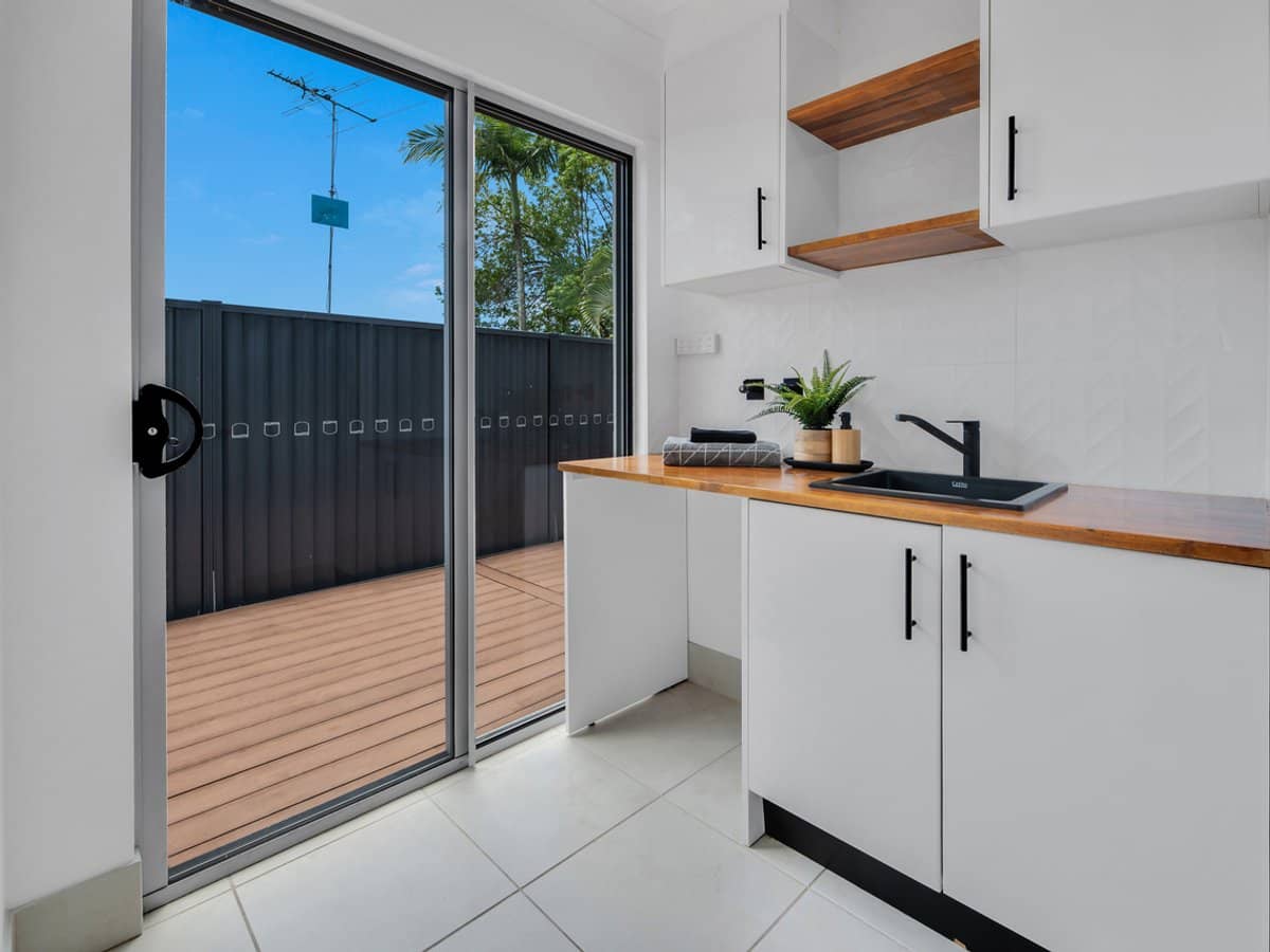 16 Patonga Street, ASHMORE - Thumbnail 11