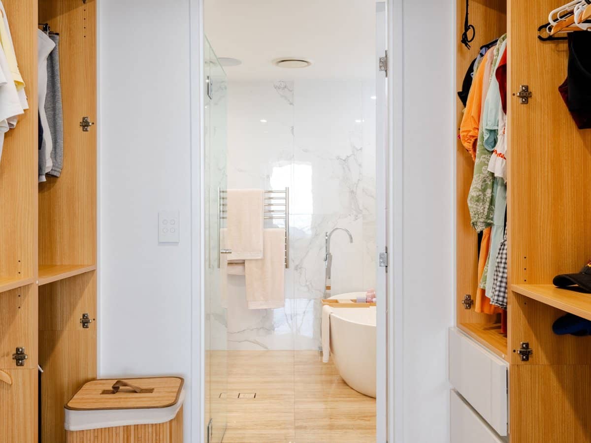 116 The Esplanade, Surfers Paradise - Thumbnail 11