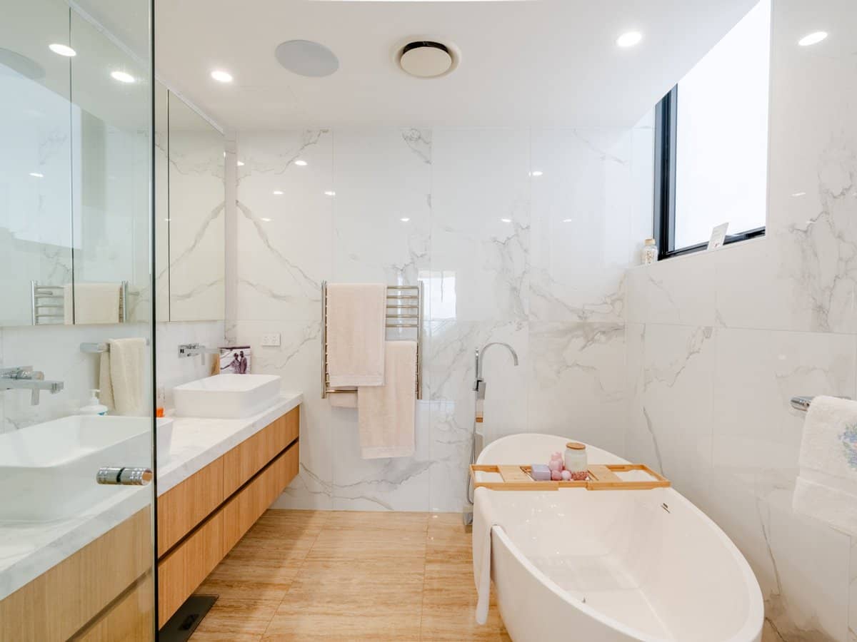 116 The Esplanade, Surfers Paradise - Thumbnail 16