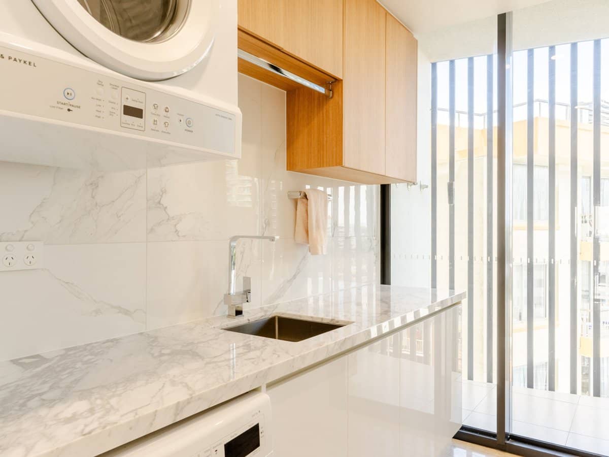 116 The Esplanade, Surfers Paradise - Thumbnail 18