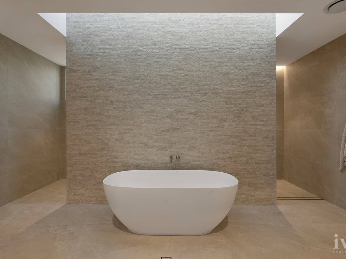 2629 Virginia Drive, Hope Island - Thumbnail 24