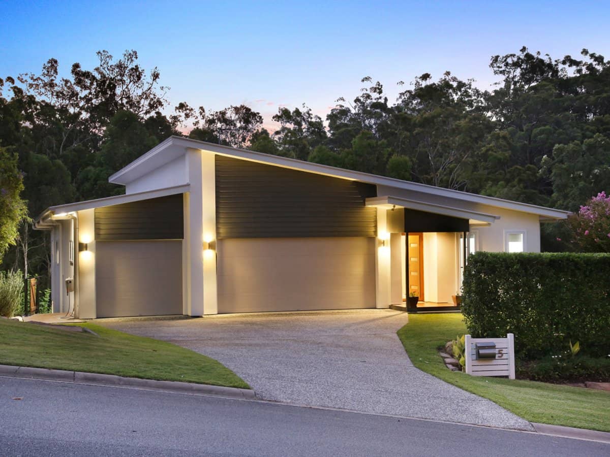 5 Golden Grove Boulevard, Reedy Creek - Thumbnail 1