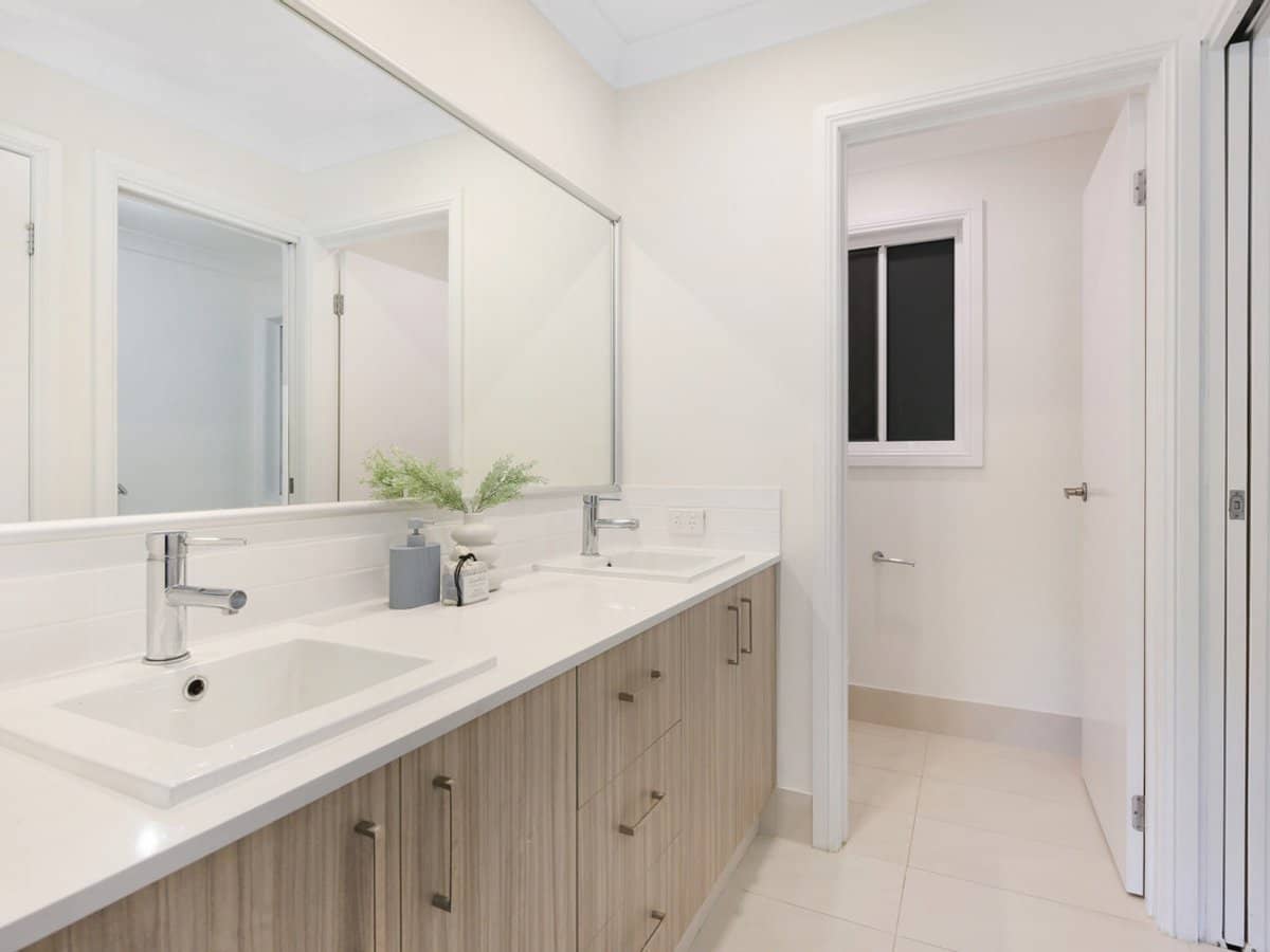 5 Golden Grove Boulevard, Reedy Creek - Thumbnail 19