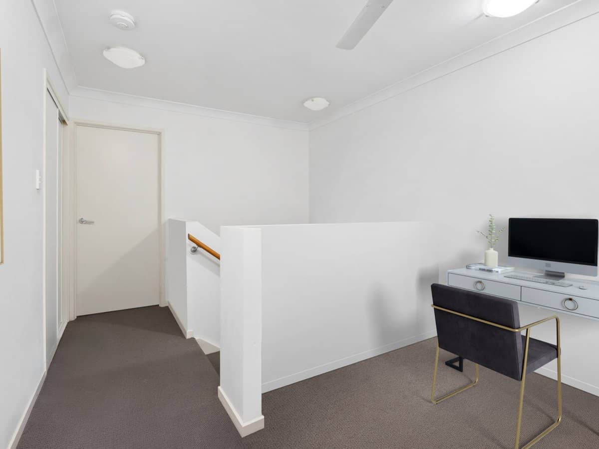 22 Yulia Street, Coombabah - Thumbnail 9