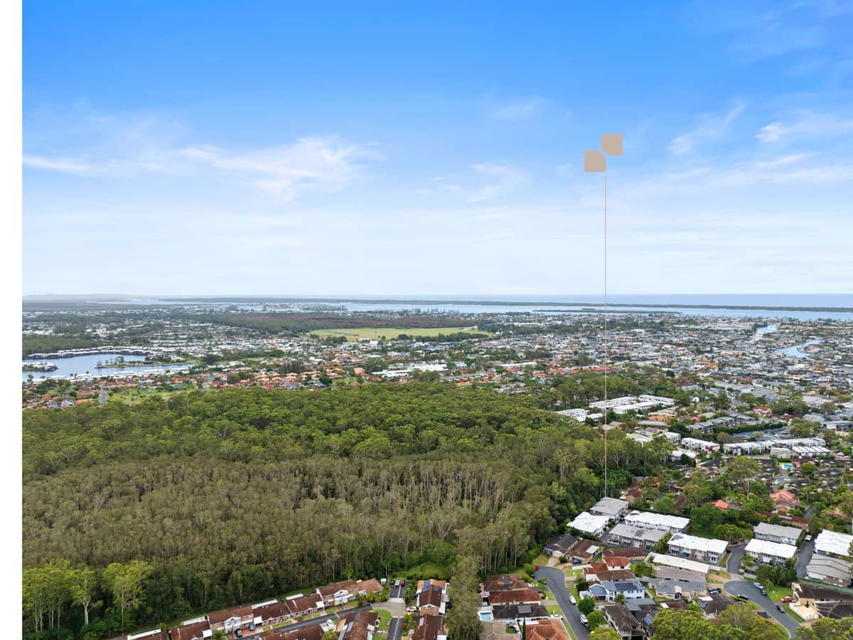 22 Yulia Street, Coombabah - Thumbnail 12