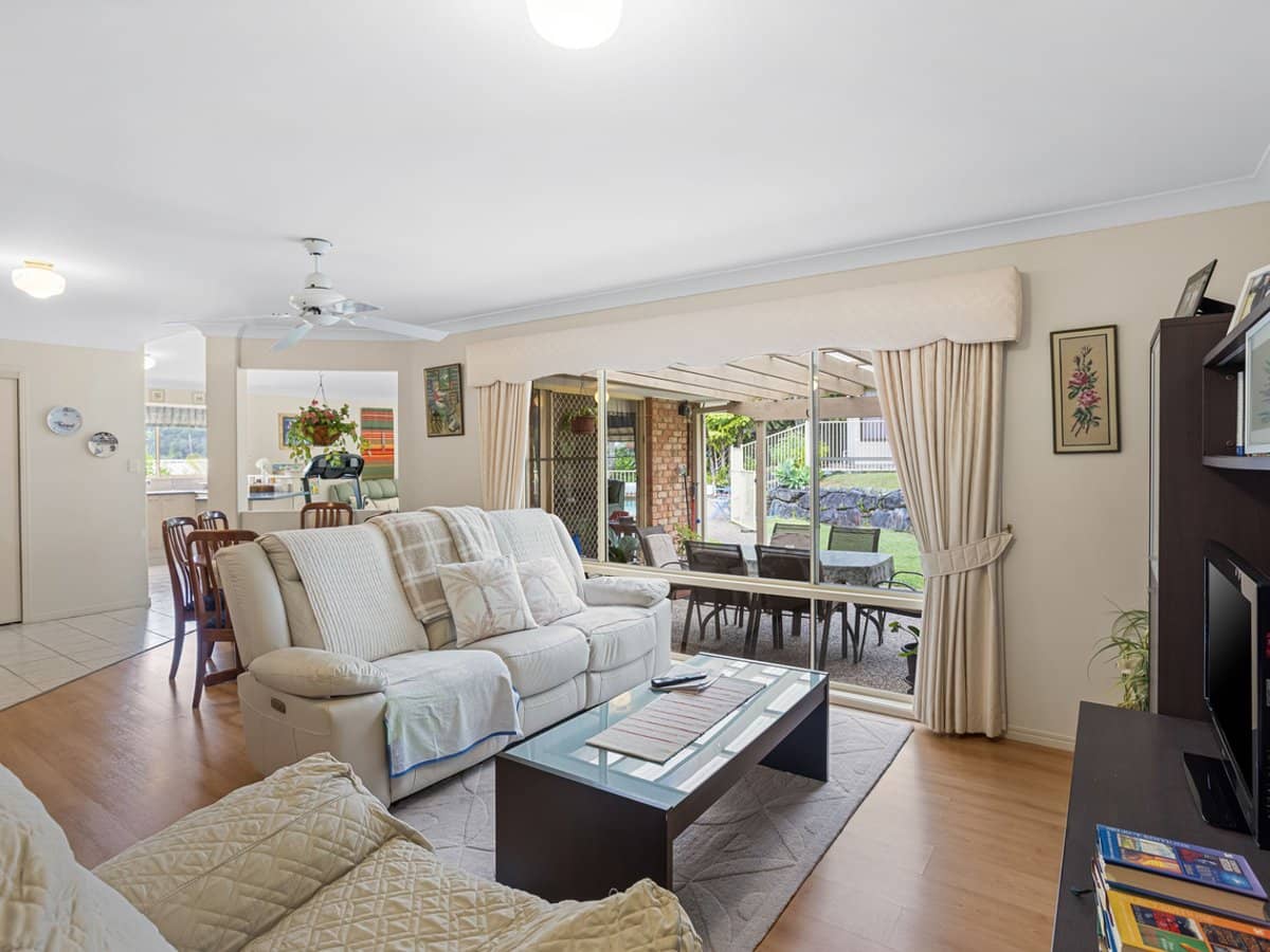 18 Equador Court, Pacific Pines - Thumbnail 7