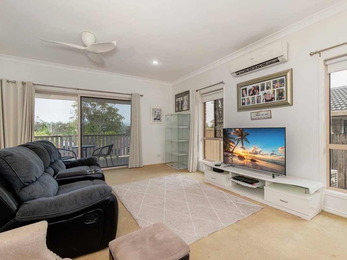 18 Edgeworth Place, HELENSVALE - Thumbnail 7