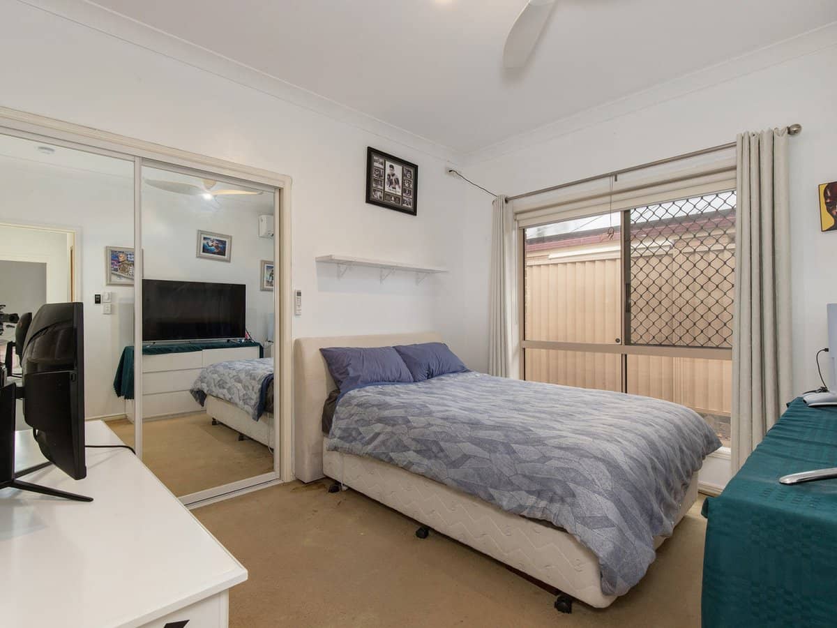 18 Edgeworth Place, HELENSVALE - Thumbnail 13