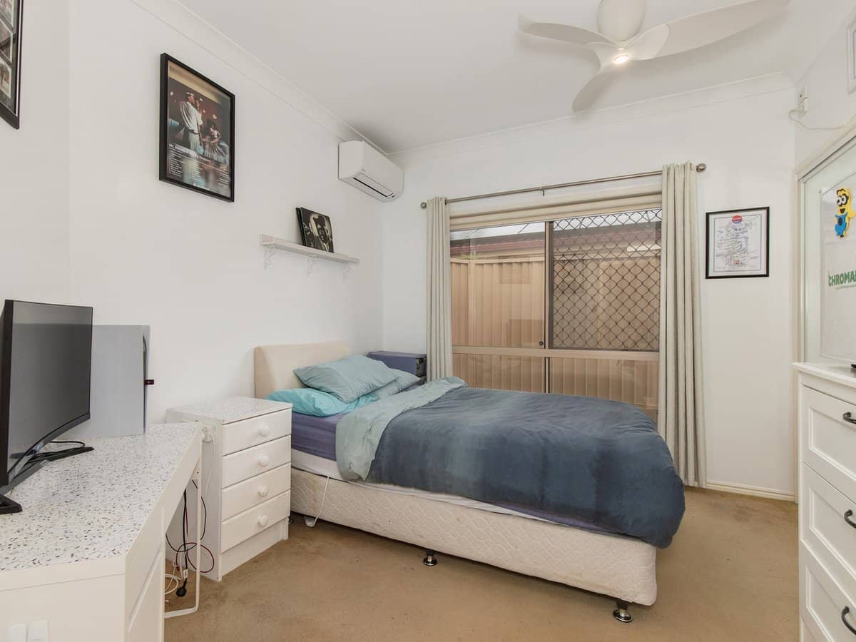 18 Edgeworth Place, HELENSVALE - Thumbnail 14