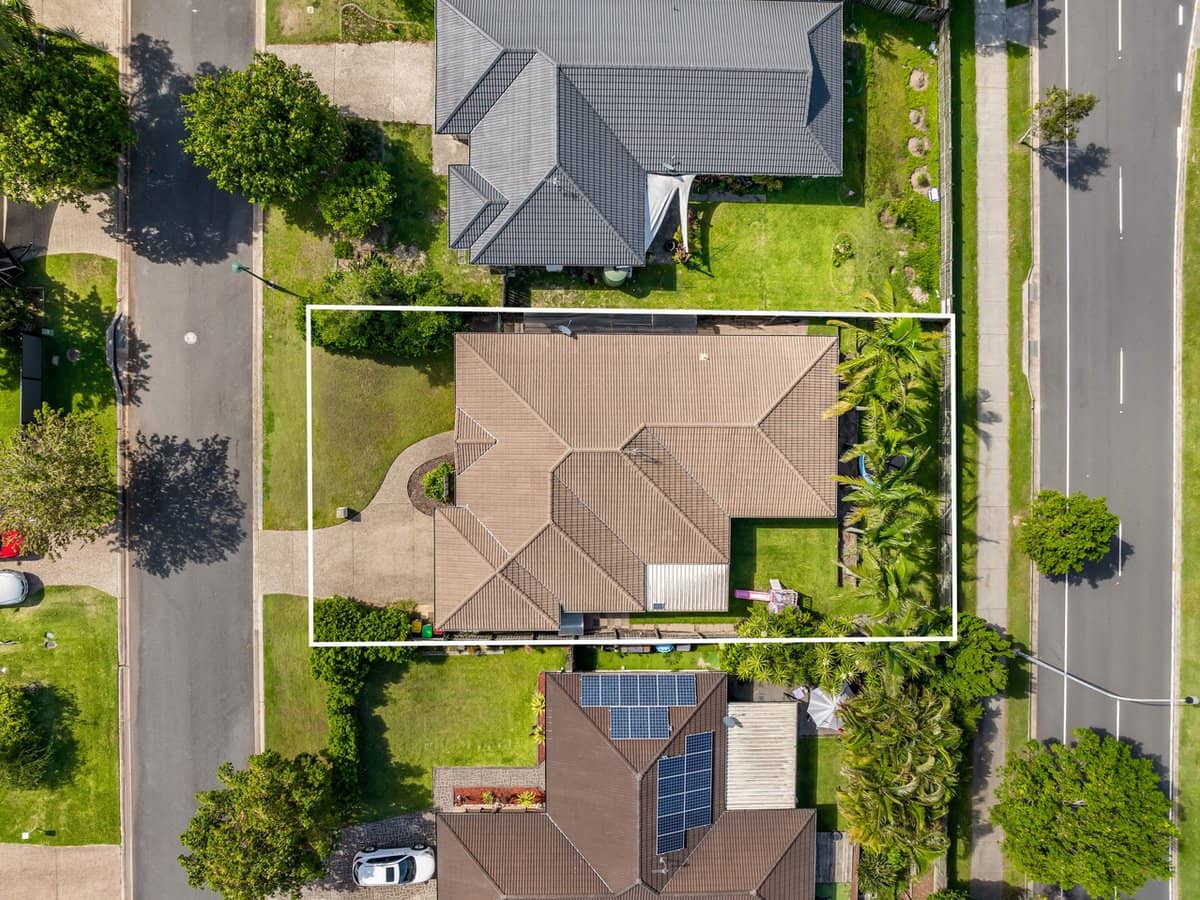 31 Witheren Circuit, Pacific Pines - Thumbnail 13