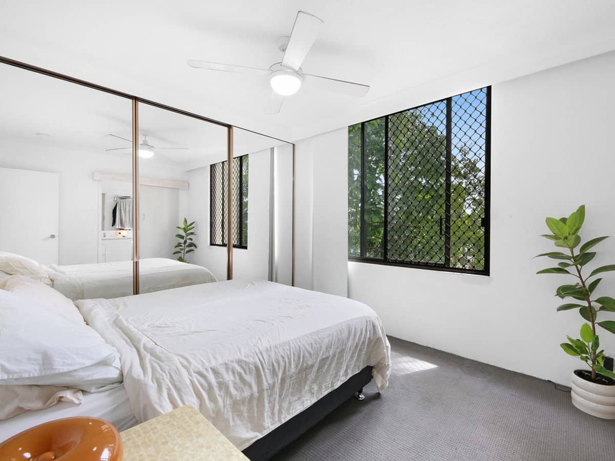 1921 Gold Coast Highway, Burleigh Heads - Thumbnail 5