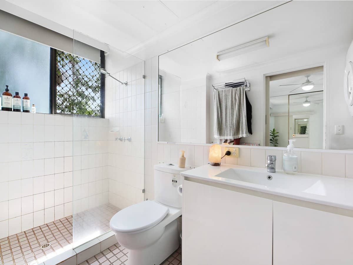 1921 Gold Coast Highway, Burleigh Heads - Thumbnail 6