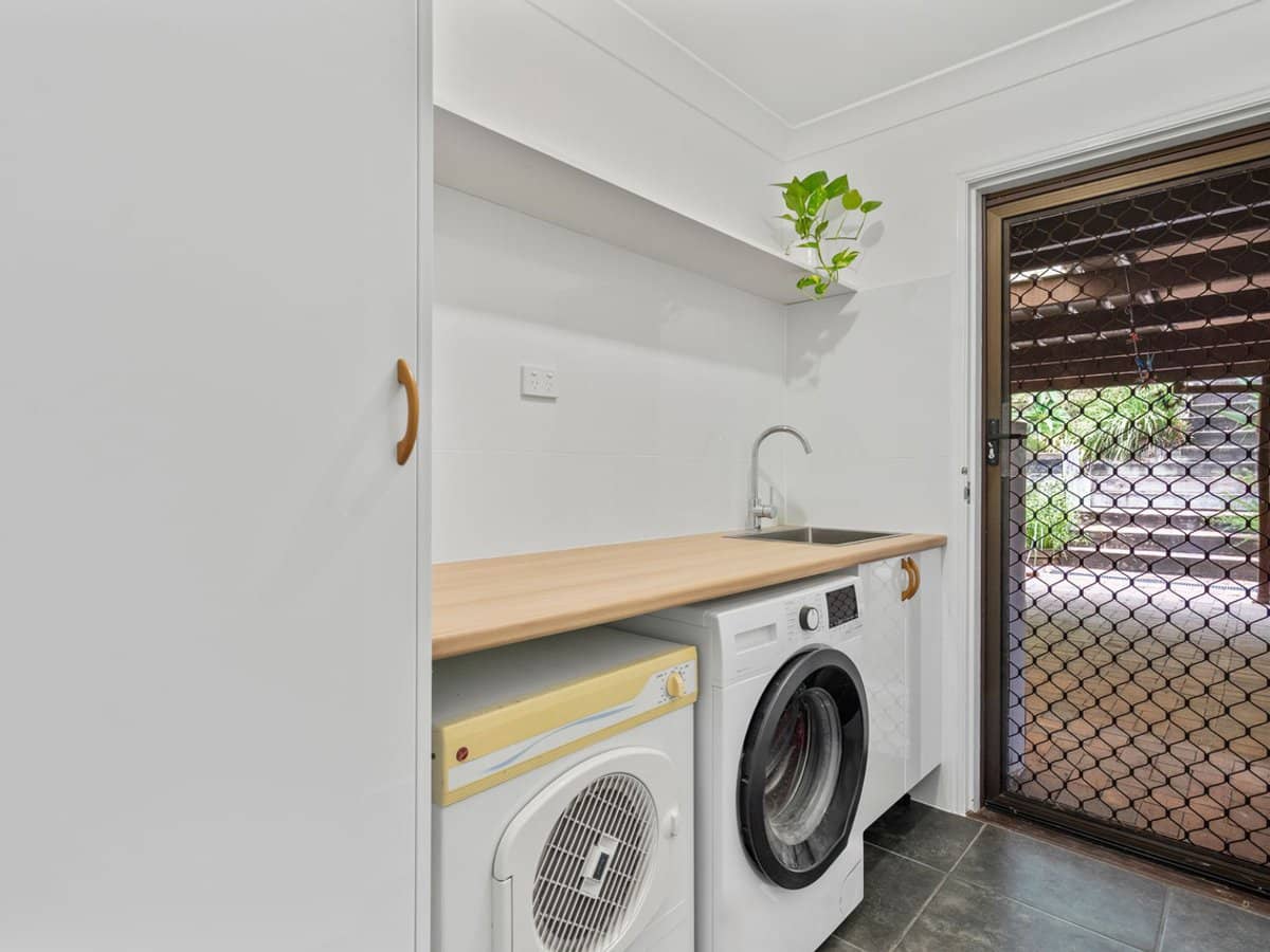 22 Lance Drive, MOUNT WARREN PARK - Thumbnail 14