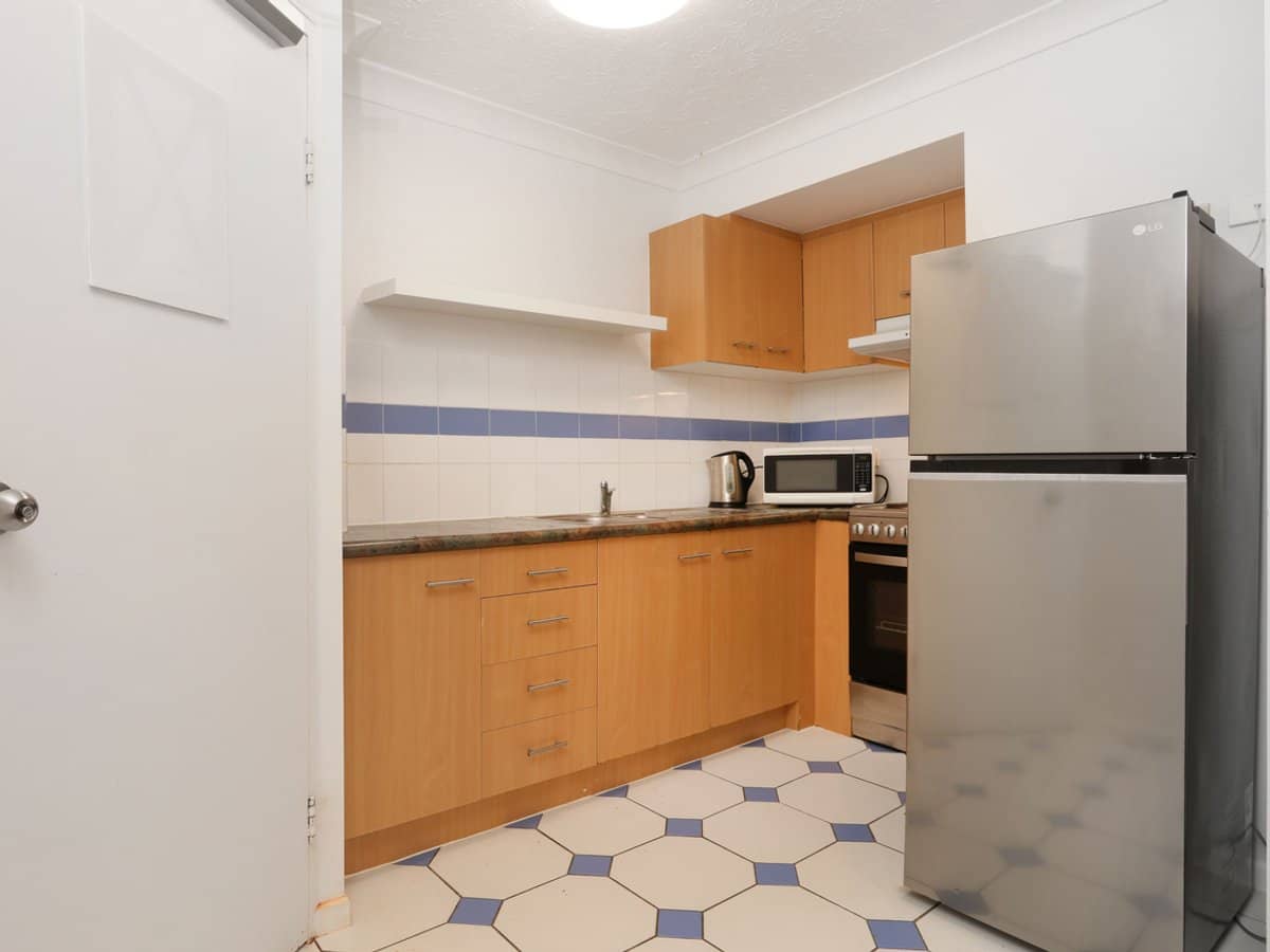 21-27 Markwell Avenue, SURFERS PARADISE - Thumbnail 13