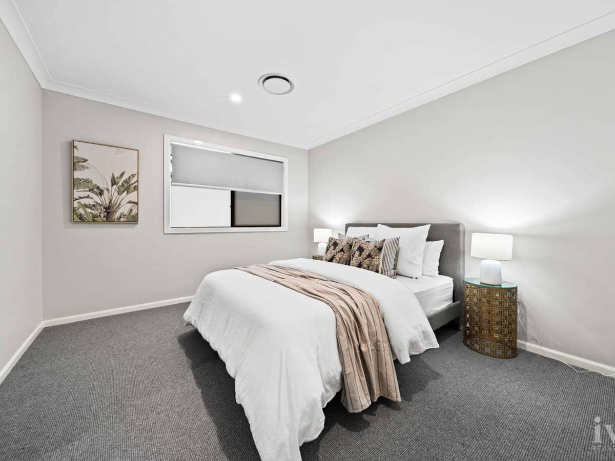 188 Lake Serenity Boulevard, Helensvale - Thumbnail 24