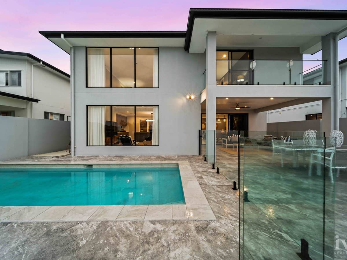 188 Lake Serenity Boulevard, Helensvale - Thumbnail 14