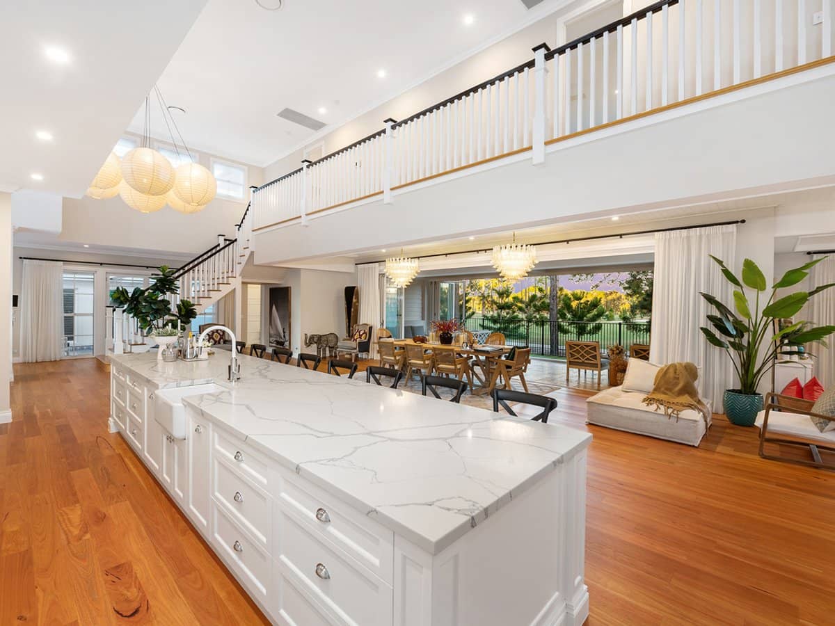 2265 Banksia Lakes Drive, Sanctuary Cove - Thumbnail 6