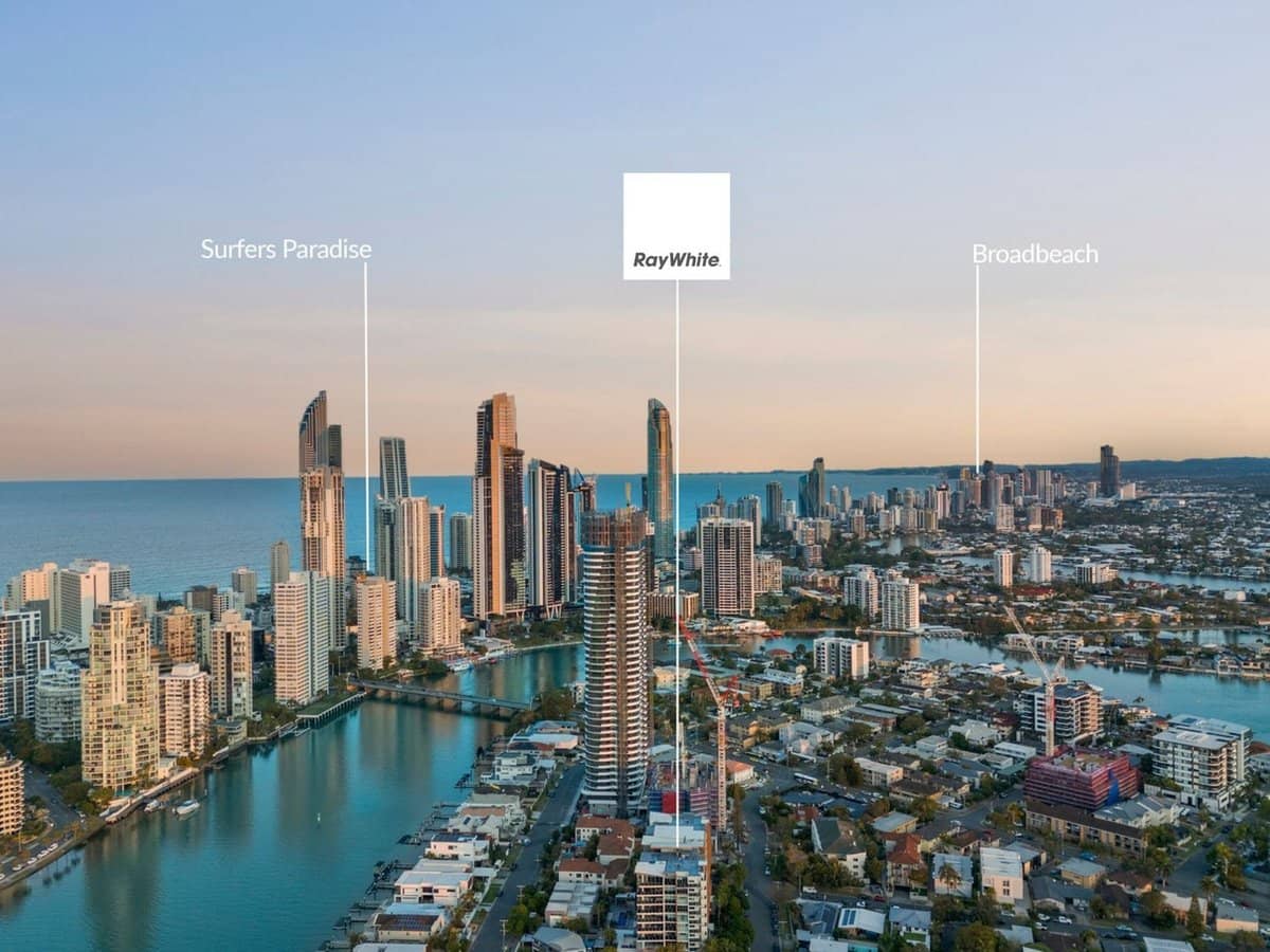 53 Darrambal Street, SURFERS PARADISE - Thumbnail 5