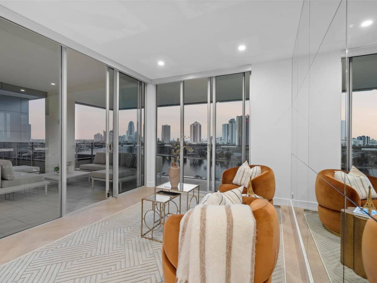 53 Darrambal Street, SURFERS PARADISE - Thumbnail 10