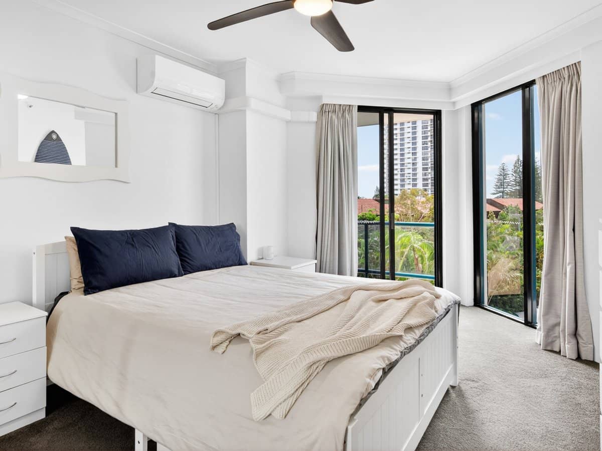 22 Montgomery Avenue, MAIN BEACH - Thumbnail 13