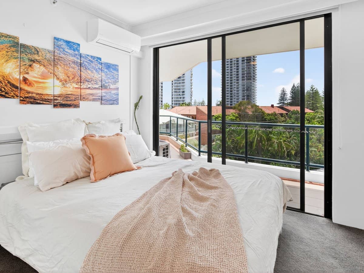 22 Montgomery Avenue, MAIN BEACH - Thumbnail 14