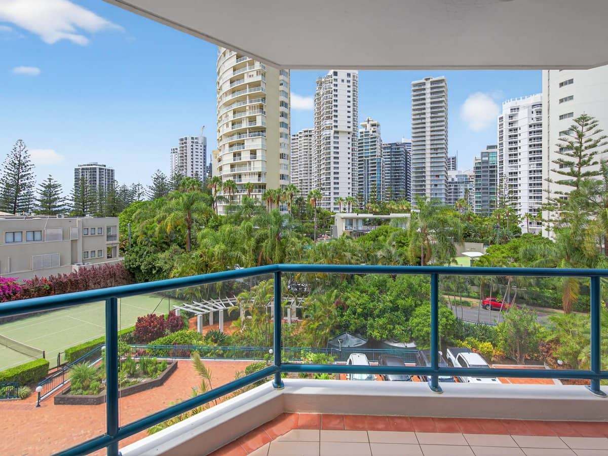 22 Montgomery Avenue, MAIN BEACH - Thumbnail 17